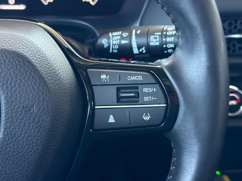 Certified 2024 Honda HR-V EX-L image 30
