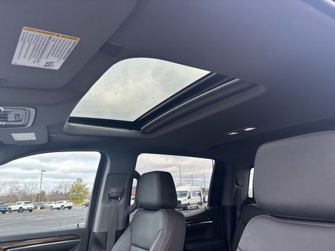 Used 2024 Chevrolet Silverado 1500 LT Trail Boss w/ Convenience Package II image 17