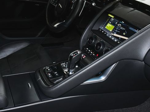 Used 2021 Jaguar F-TYPE R-Dynamic AWD/4WD image 46