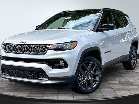 New 2026 Jeep Compass Limited AWD/4WD image 3