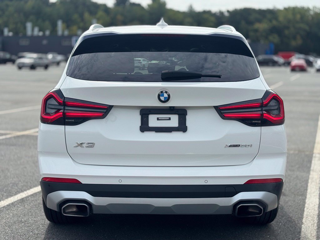 Used 2022 BMW X3 xDrive30i AWD/4WD image 4