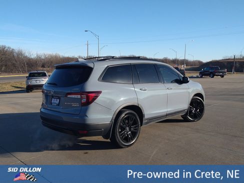 Used 2022 Honda Pilot Black Edition image 17