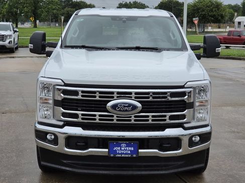 Used 2025 Ford F250 XLT AWD/4WD image 3