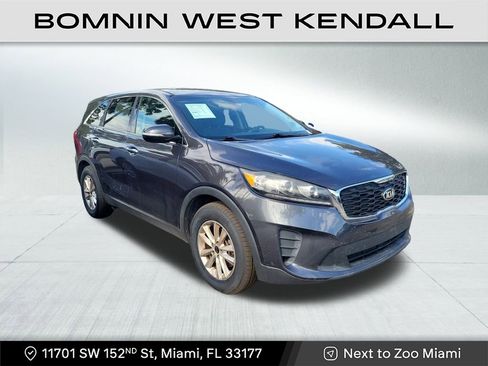Used 2019 Kia Sorento LX image 1