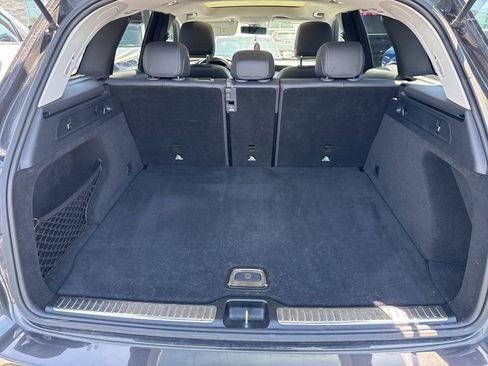 Used 2021 Mercedes-Benz GLC 300 4MATIC image 8