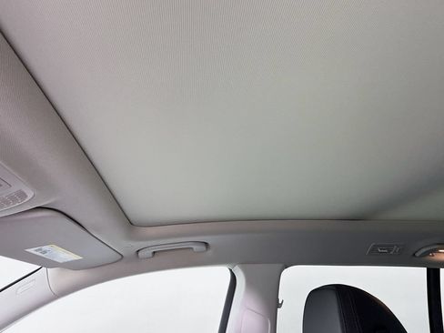 Used 2022 Mercedes-Benz GLS 450 4MATIC image 22