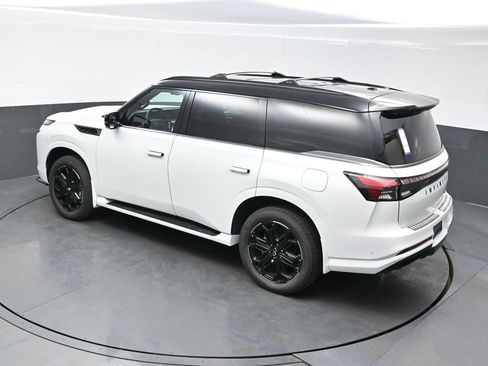 New 2026 INFINITI QX80 4WD w/ Sport Exterior Package image 35