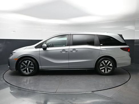 Used 2025 Honda Odyssey EX-L image 8