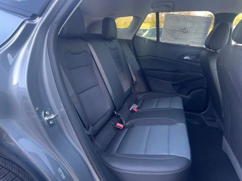 New 2026 Chevrolet Trax LT w/ Driver Confidence Package FWD image 9