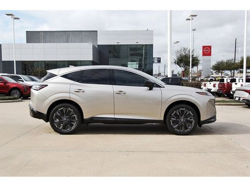 Used 2025 Nissan Murano Platinum image 7