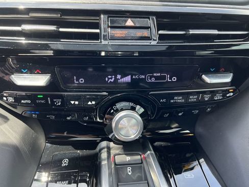 Used 2024 Acura MDX Type S w/ Advance Package AWD/4WD image 17
