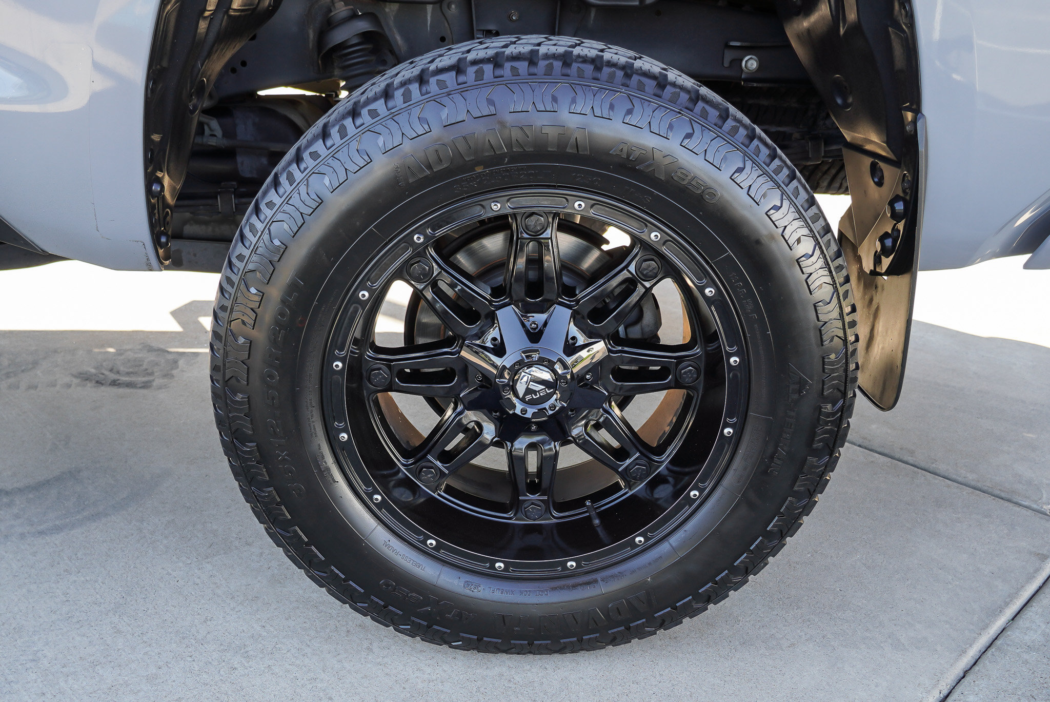 Used 2018 Toyota Tundra SR5 AWD/4WD image 13