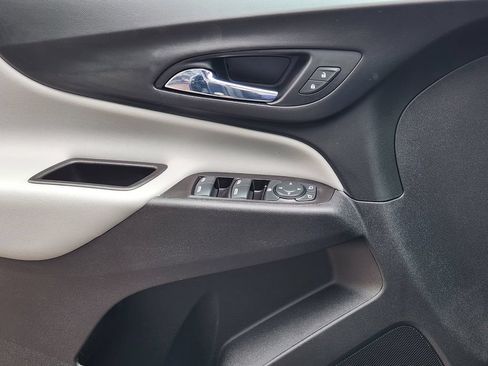 Used 2022 Chevrolet Equinox LT FWD image 14