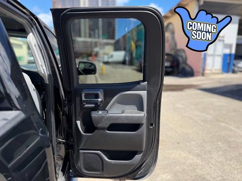 Used 2019 Chevrolet Silverado 1500 Custom w/ LPO, Essentials Package AWD/4WD image 11