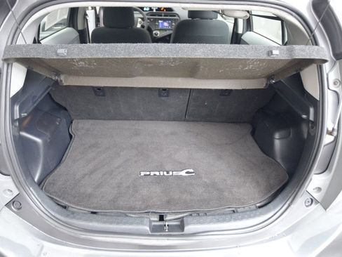 Used 2014 Toyota Prius C Four image 19