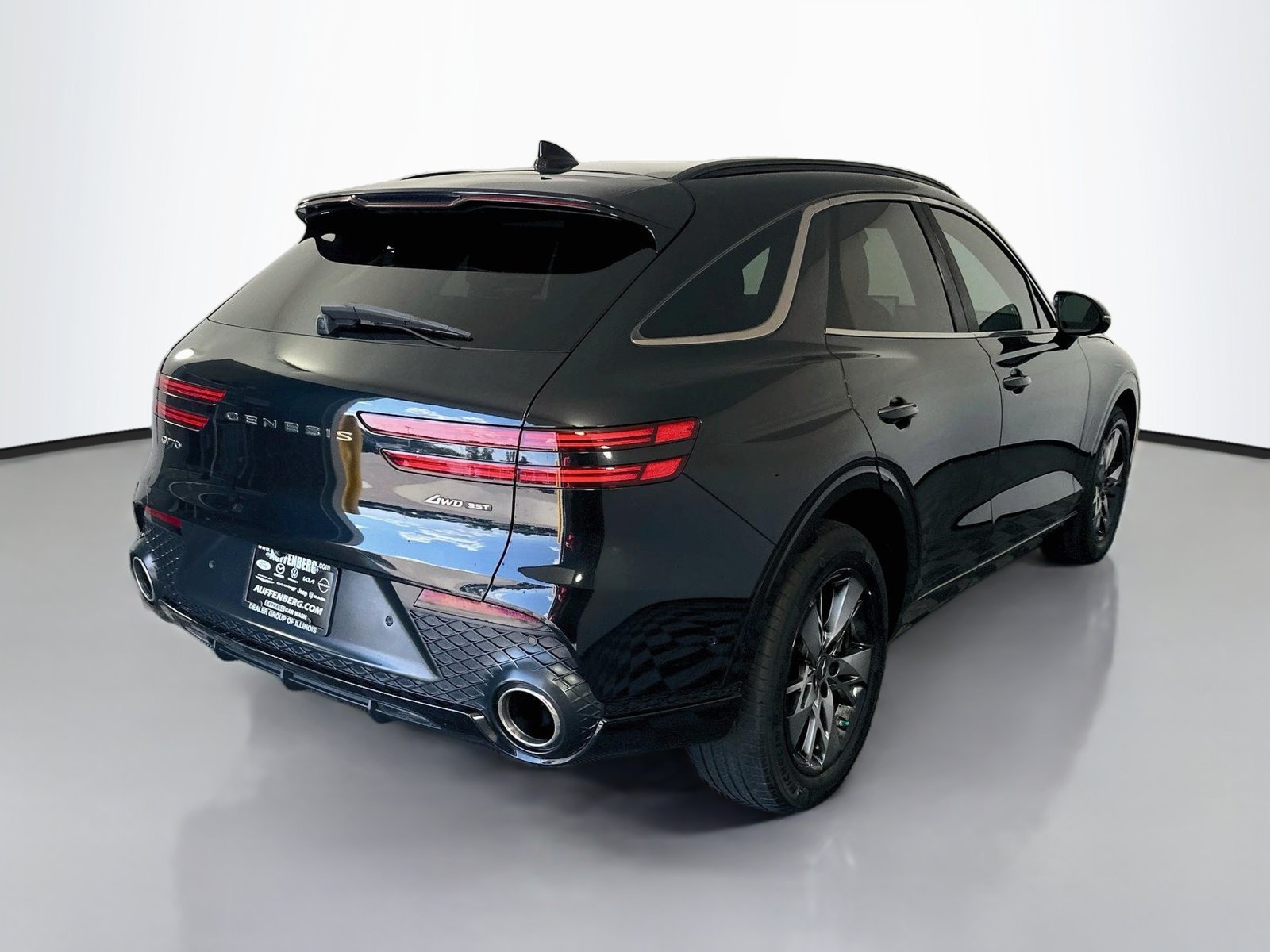 Used 2022 Genesis GV70 3.5T Sport w/ Sport Advanced Package AWD/4WD image 7