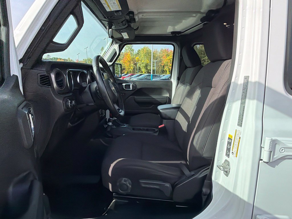 Used 2023 Jeep Wrangler Unlimited Sport AWD/4WD image 30