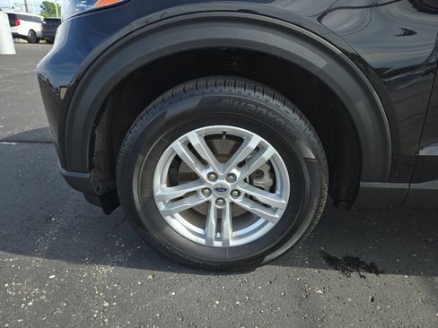 Certified 2022 Ford Explorer XLT image 26