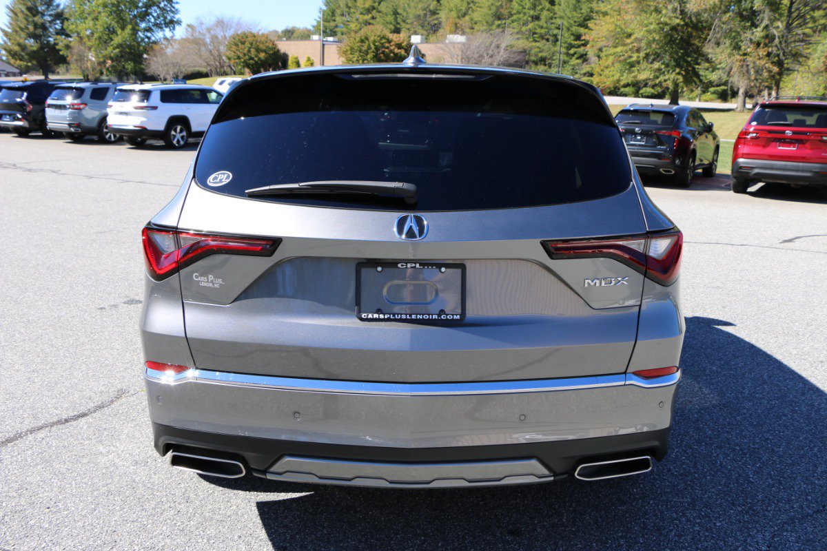 Used 2026 Acura MDX w/ Technology Package FWD image 4