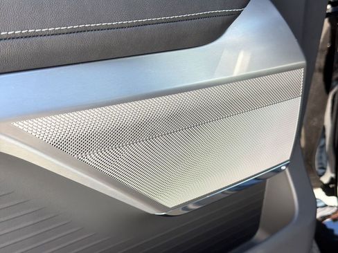 New 2026 Cadillac Vistiq Luxury AWD/4WD image 21