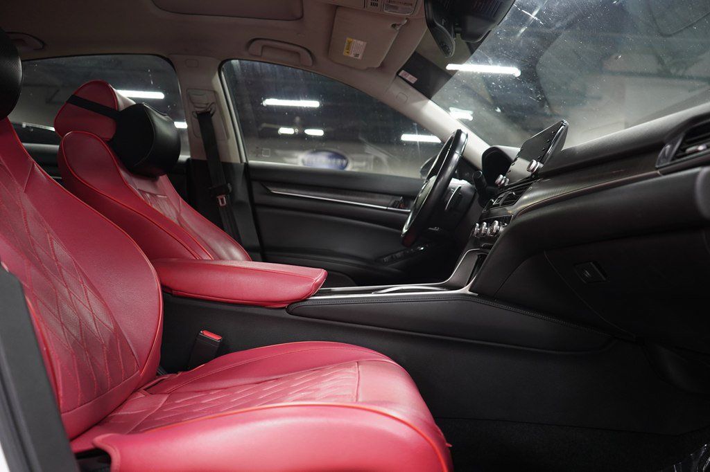 Used 2021 Honda Accord Touring image 23