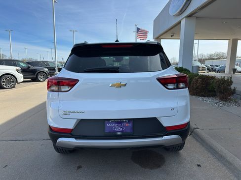 Used 2025 Chevrolet TrailBlazer LT image 9