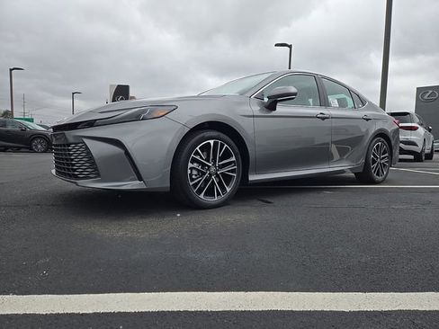 New 2026 Toyota Camry XLE image 8