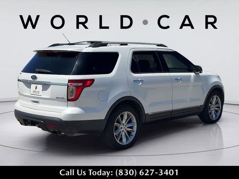 Used 2014 Ford Explorer XLT w/ Equipment Group 202A FWD image 15