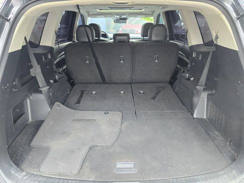 Used 2020 Kia Telluride S w/ S 8 Passenger Seating Package AWD/4WD image 14