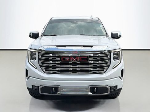 Used 2023 GMC Sierra 1500 Denali AWD/4WD image 2