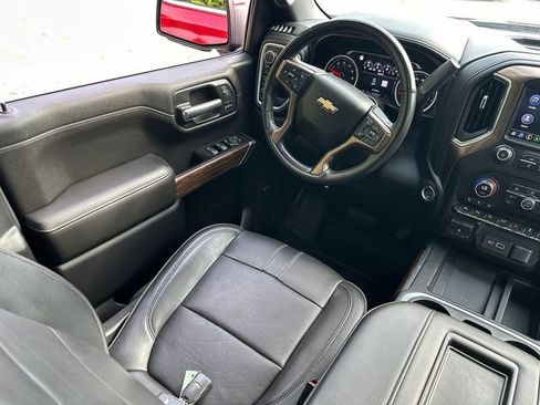 Used 2019 Chevrolet Silverado 1500 High Country w/ Technology Package AWD/4WD image 22