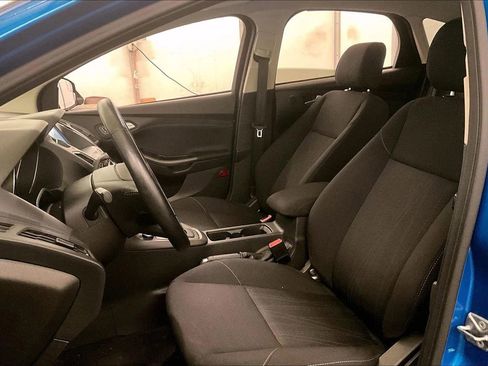 Used 2017 Ford Focus SEL w/ Cold Weather Package image 24