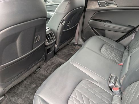 Certified 2025 Kia Sportage X-Line Prestige image 20