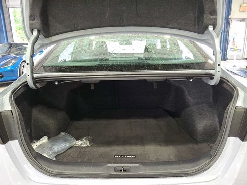 Used 2025 Nissan Altima 2.5 SR AWD/4WD image 28