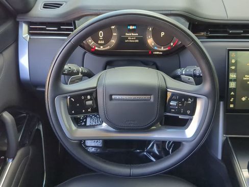 Certified 2025 Land Rover Range Rover SE AWD/4WD image 25