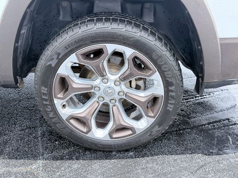 Used 2022 RAM 1500 Limited AWD/4WD image 36