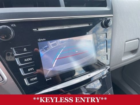 Used 2017 Toyota Prius V Four image 11