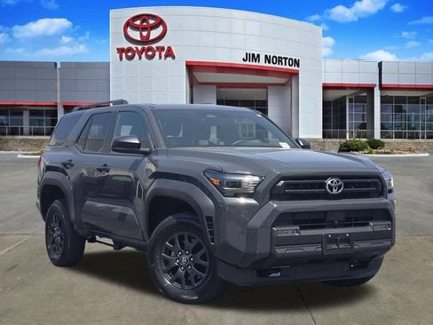 Used 2025 Toyota 4Runner SR5 AWD/4WD image 1
