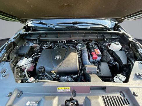 Used 2021 Toyota Highlander XSE FWD image 33