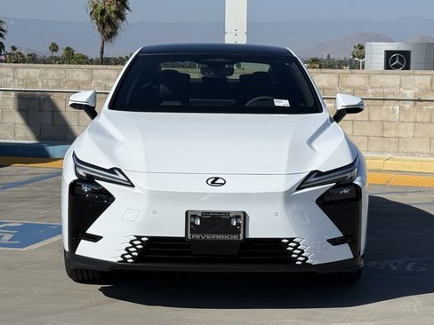 New 2026 Lexus ES 350e FWD image 6