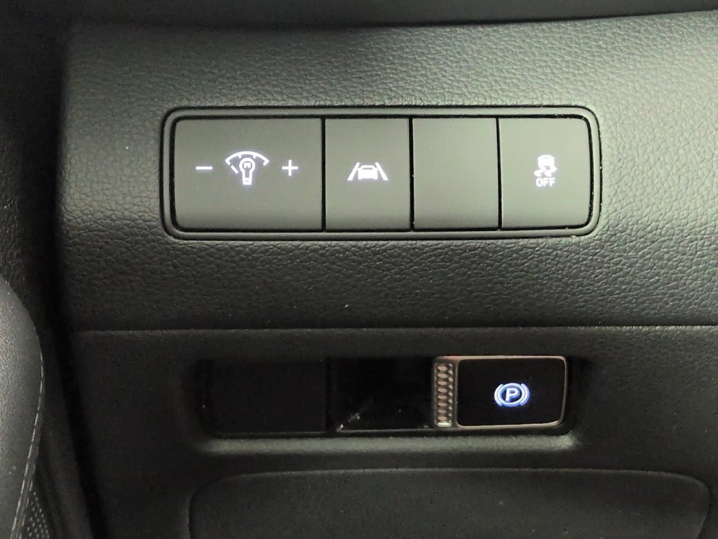 Used 2021 Hyundai Santa Fe SE w/ Cargo Package FWD image 37