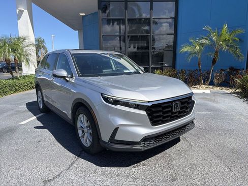 Certified 2025 Honda CR-V EX image 2