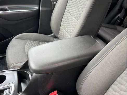 Used 2019 Chevrolet Equinox LT image 14