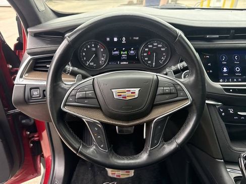 Used 2023 Cadillac XT5 Sportv w/ Platinum Package image 13