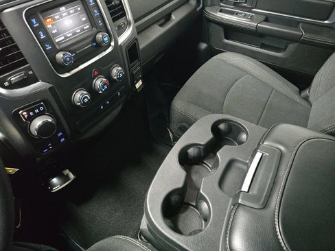 Used 2022 RAM 1500 Classic Warlock AWD/4WD image 26