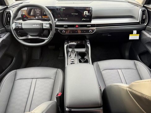 New 2026 Kia Sorento S image 8