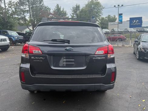 Used 2013 Subaru Outback 2.5i Premium image 4