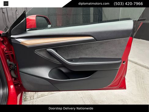 Used 2023 Tesla Model 3 Performance image 23