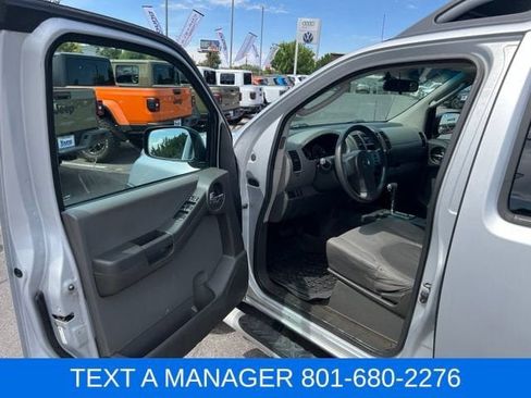 Used 2011 Nissan Xterra X AWD/4WD image 14