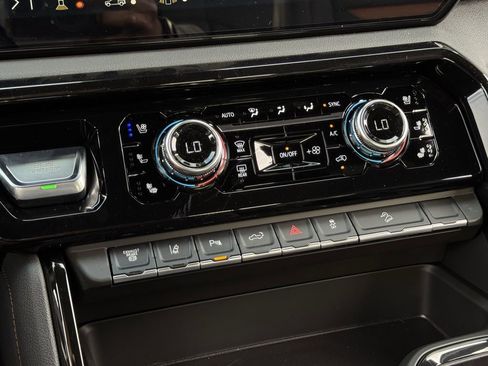 New 2026 GMC Sierra 2500 AT4 w/ AT4 Premium Plus Package image 16